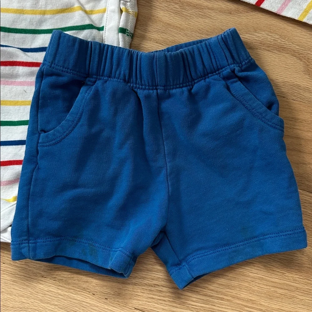Hanna Andersson striped onesie and blue shorts set size 85cm/ 2T